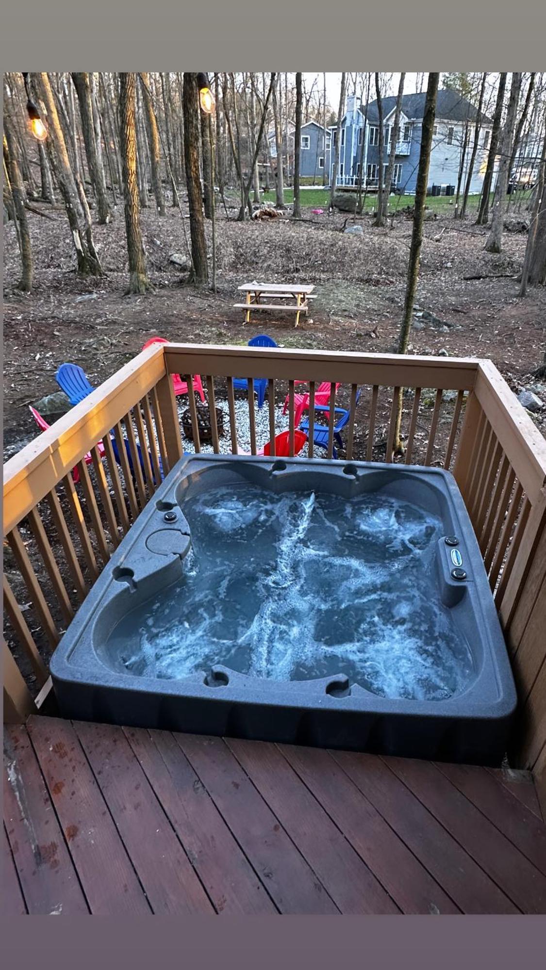 Cozy Cabin At Poconos With Hot Tub And Fire Pit East Stroudsburg Kültér fotó