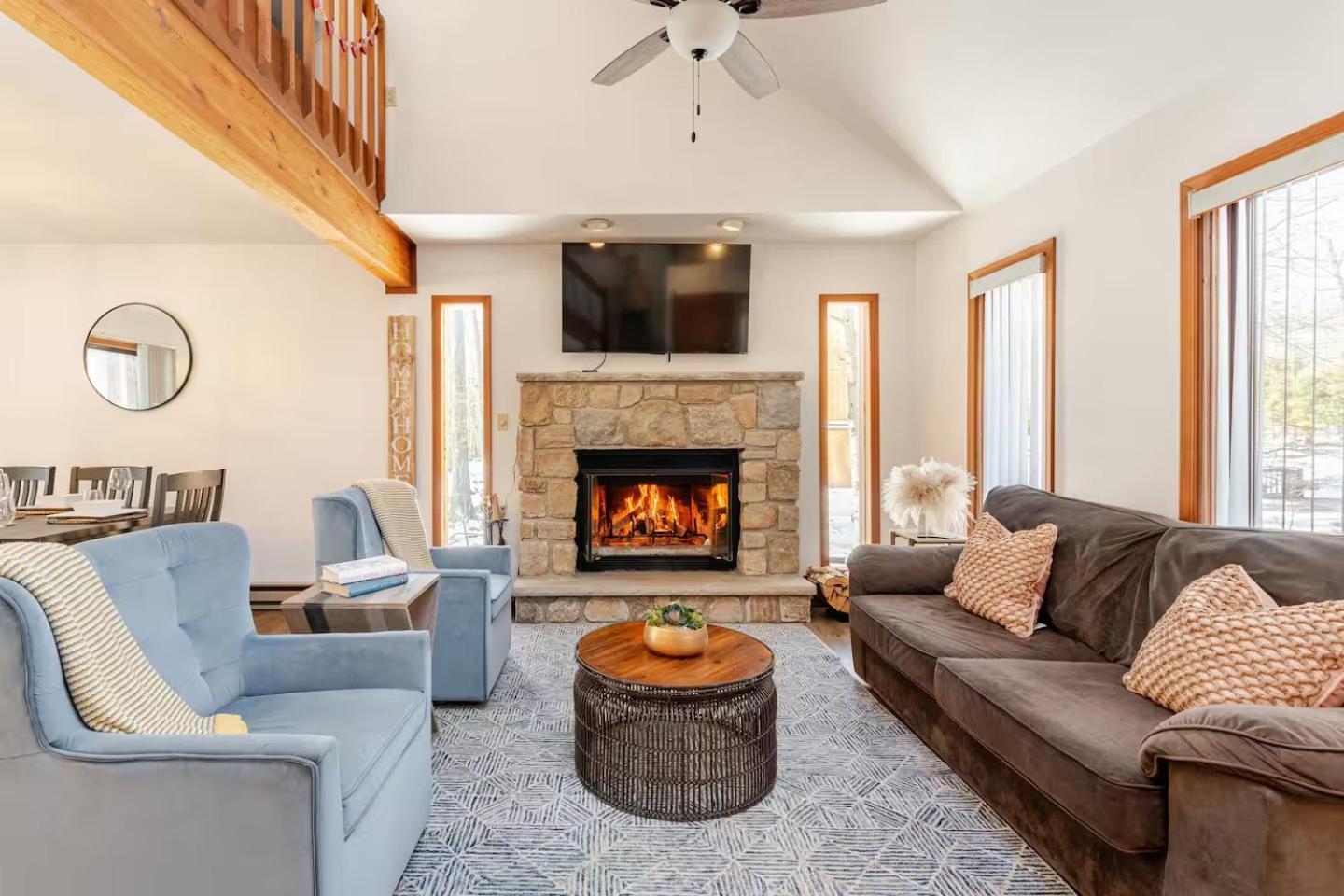 Cozy Cabin At Poconos With Hot Tub And Fire Pit East Stroudsburg Kültér fotó